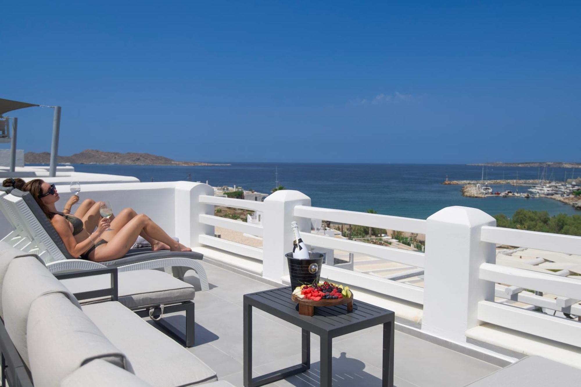 Alexandros Apartments Naousa  Bagian luar foto